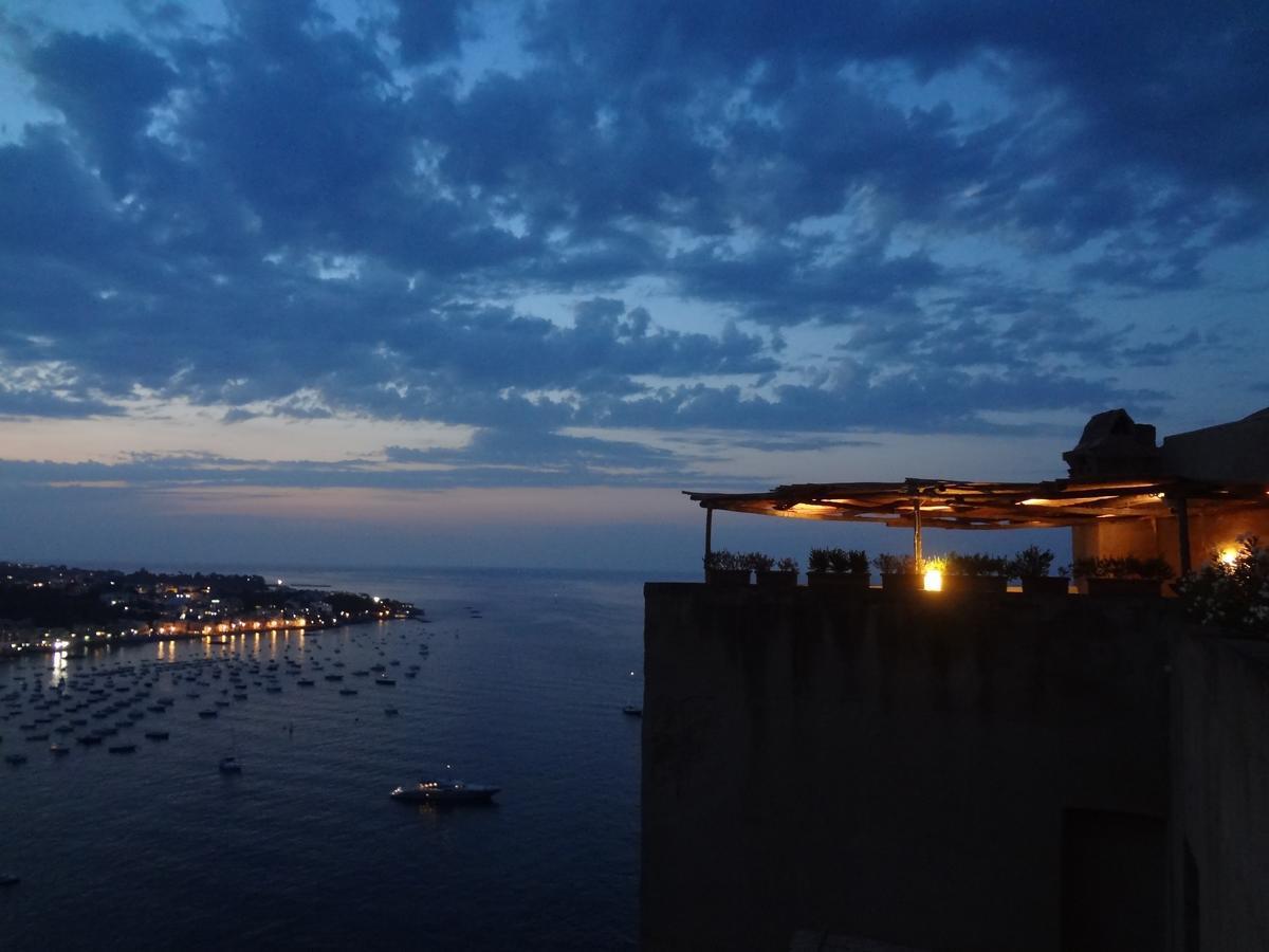 Il Monastero Ísquia